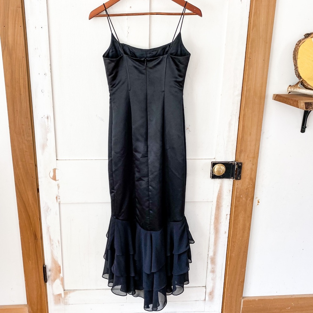 BHWM structured sculpted black spaghetti ruffle 0 - Picture 4 of 8